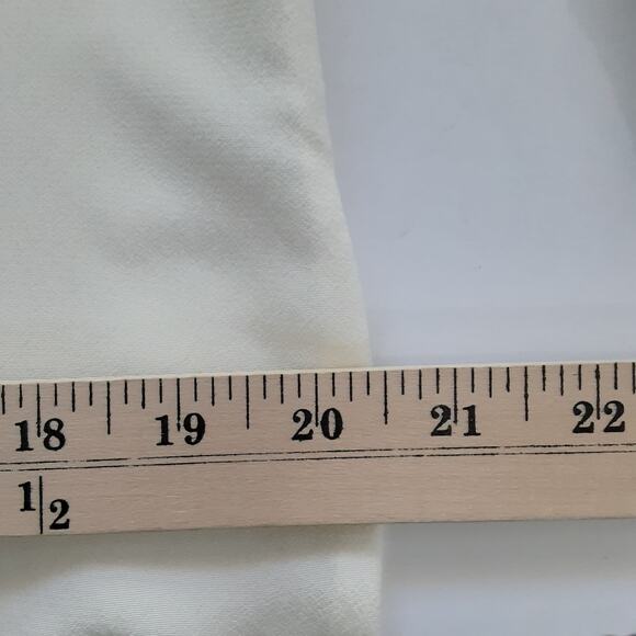 Vintage 1970s Collared Tuxedo Front Blouse Button Down Ivory Long Sleeve Size 12 - Picture 8 of 10